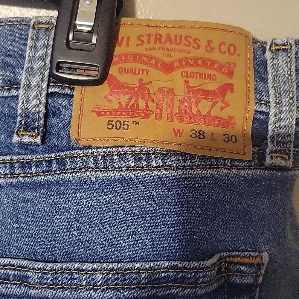 Levi's 505 Denim Blue Jeans Straight Leg  Mens‎ Size 38/30